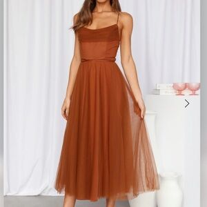 SIGNAL MY WAY TULLE MIDI DRESS CHOCOLATE, Size 10